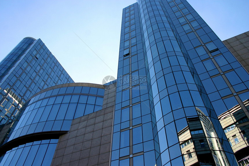 欧洲议会建筑物办公室天空金融街道摩天大楼商业成功公司玻璃图片