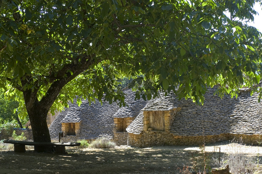Breuil的白骨公司纪念碑游客钻孔农村屋面石磨练旅游历史小屋图片