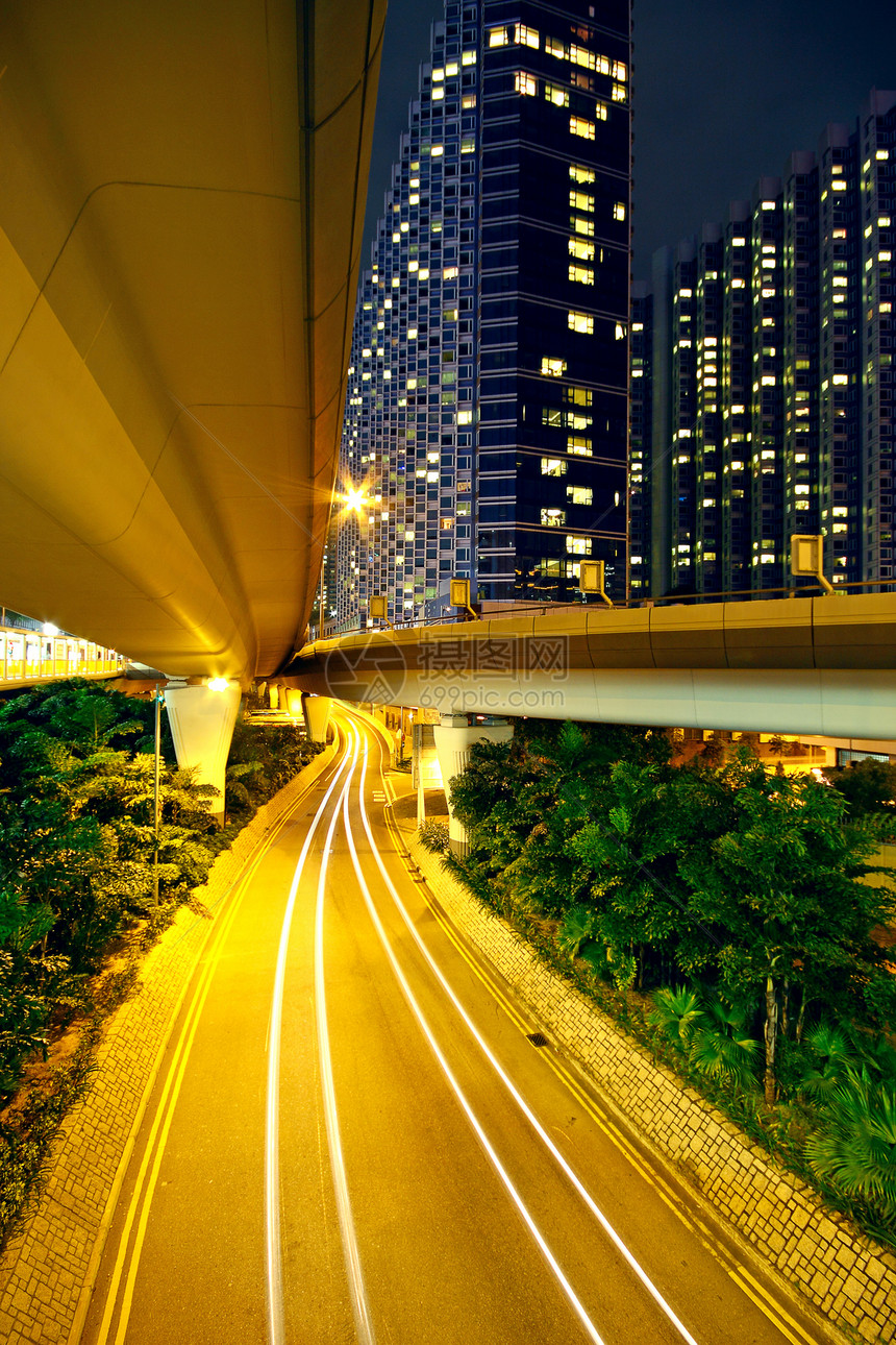 现代城市市中心路灯生活车道运输建筑驾驶运动景观街道图片