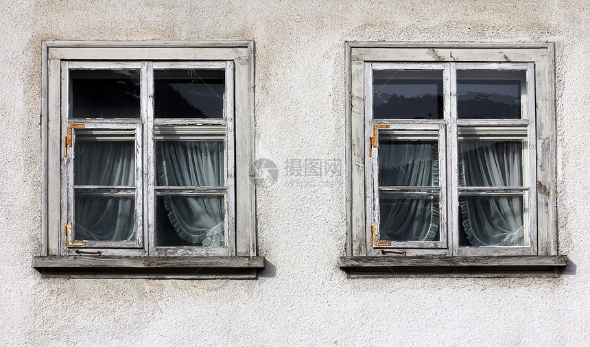 两个窗口风格建筑学窗帘城市窗户装饰品建筑框架精神房子图片