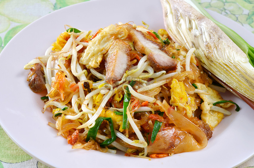 泰国食粮柠檬面条午餐服务小吃豆芽盘子美食油炸街道图片