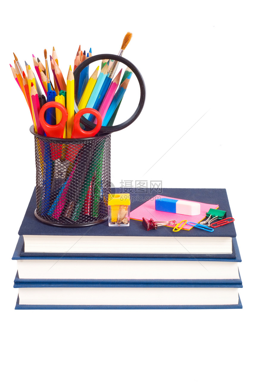 白色上涂有靴子 铅笔和放大镜图书馆蜡笔红色智慧学习教育学校文学空白收藏图片