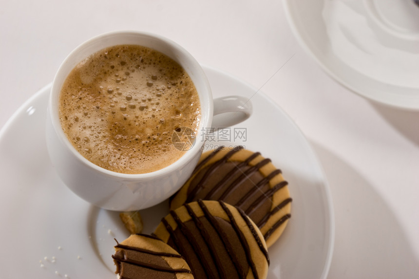 咖啡杯子早餐食物勺子白色生活棕色黑色馅饼甜点图片