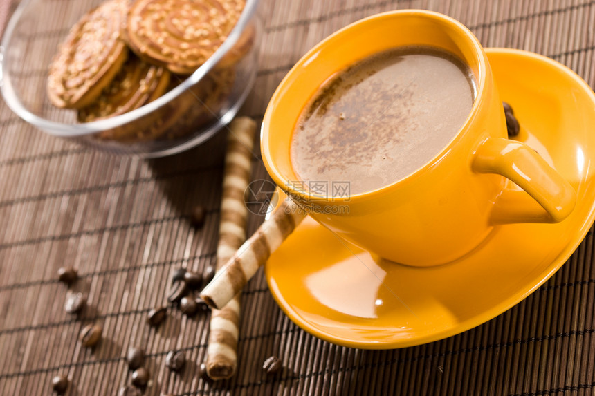 Coffe 咖啡巧克力食物棕色黄色粮食甜点早餐馅饼生活杯子图片