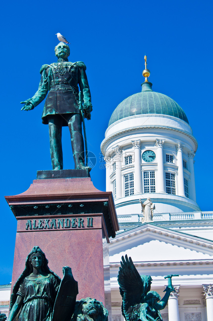 赫尔辛基大教堂纪念碑教会宗教圆顶旅行雕像建筑学雕塑晴天首都图片