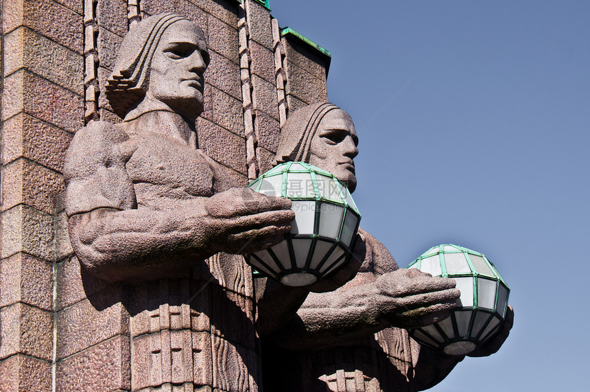 赫尔辛基火车站雕塑玻璃车站建筑历史性石头雕像图片