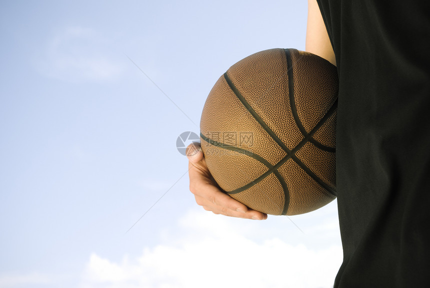 篮球游戏男性男生运动员男人闲暇天空青少年成人腕带图片