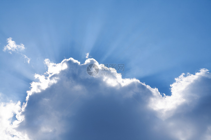 云晴天太阳生活蓝色天空射线自由阳光图片