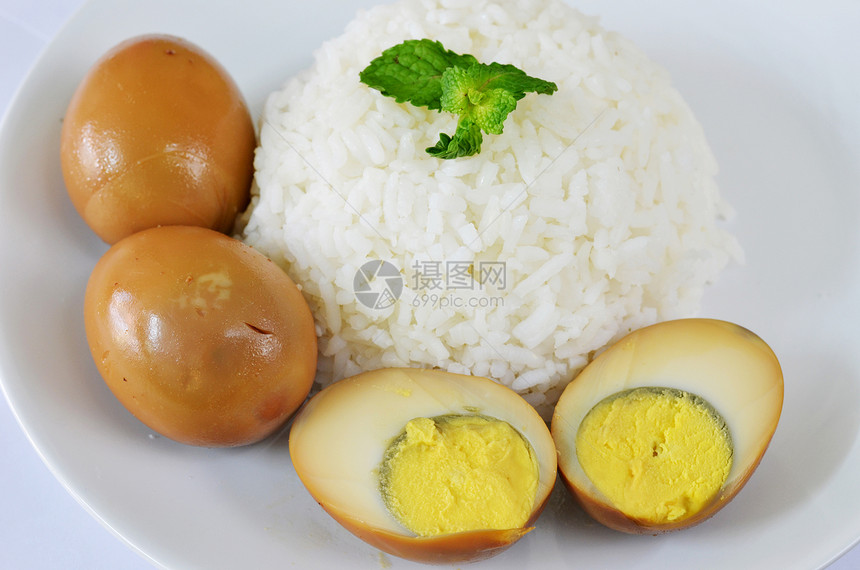 大米和鸡蛋生活烹饪午餐勺子柠檬美食油炸盘子文化餐厅图片