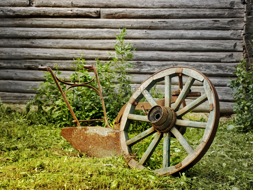 村主题国家古董车轮轮缘木头乡愁木材历史农业乡村图片