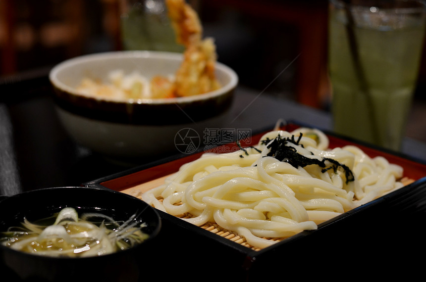 日食海苔美食面条食品食物图片