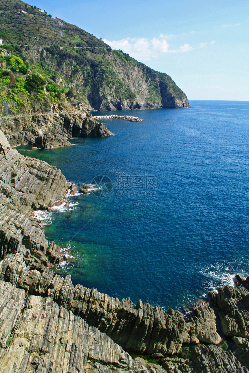 意大利辛克地球社海岸线吸引力旅游悬崖沿海村庄钓鱼建筑学港口小艇国家图片