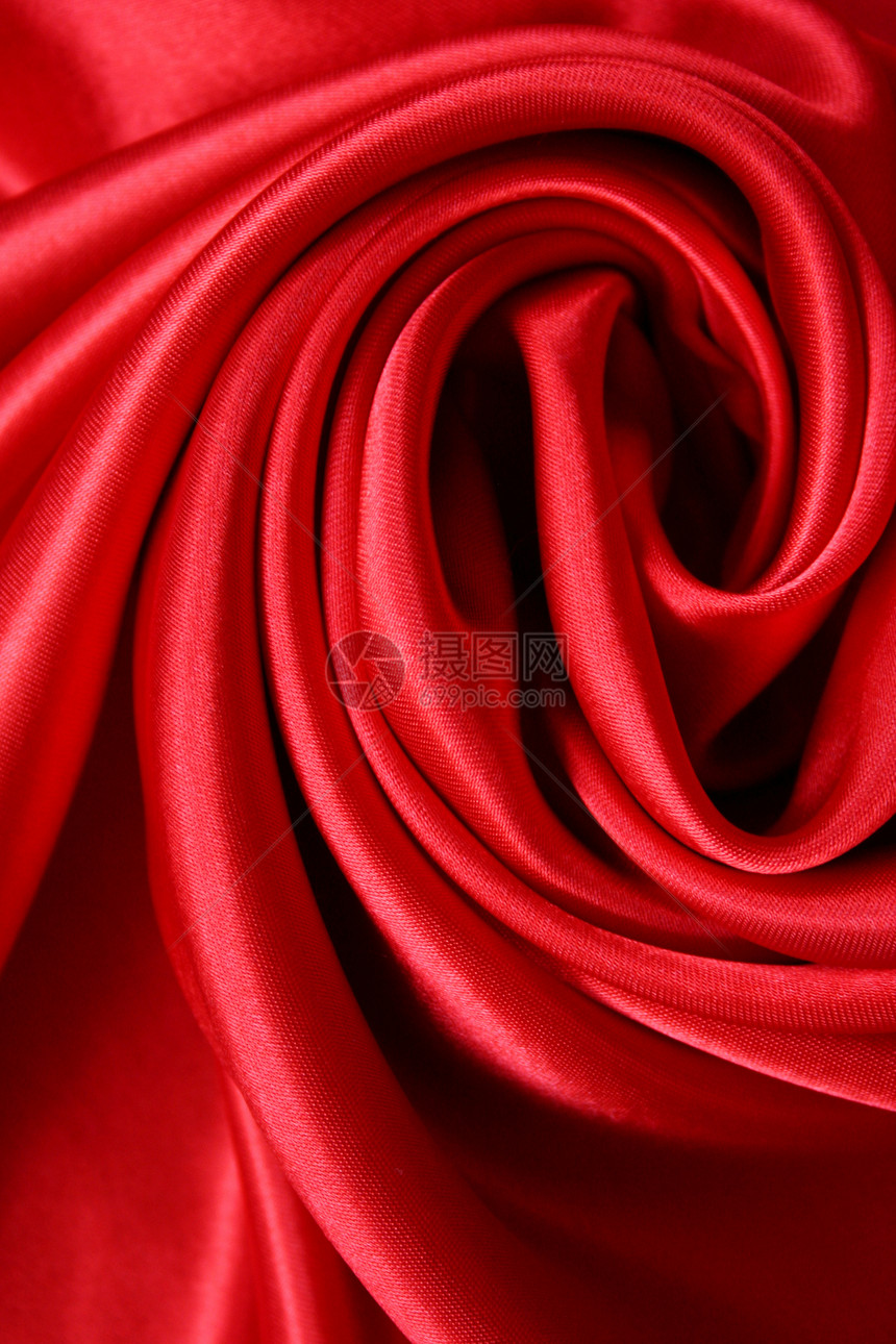 平滑优雅的红色丝绸海浪窗帘材料胭脂奢华投标布料柔软度曲线织物图片