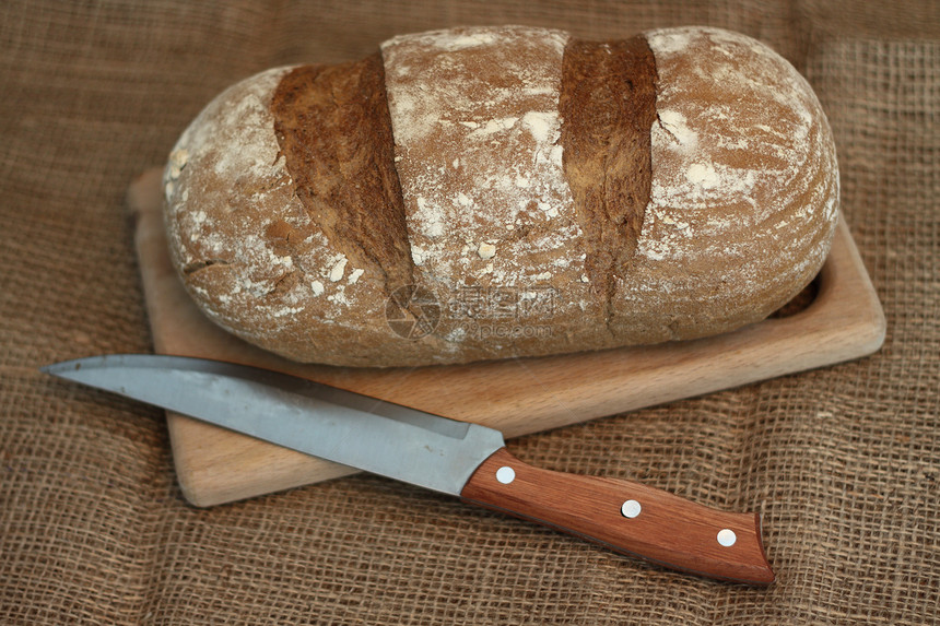 黑麦面包食物文化工作室棕色小麦面包传统小吃圆形图片