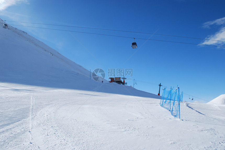 土耳其的雪山白色火鸡蓝色天堂休息娱乐滑雪全景天空图片