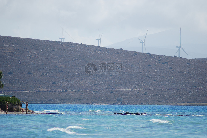 土耳其爱琴海附近的风力涡轮机风力农场运动螺旋桨力量活力技术火鸡刀片环境海滩发电机图片