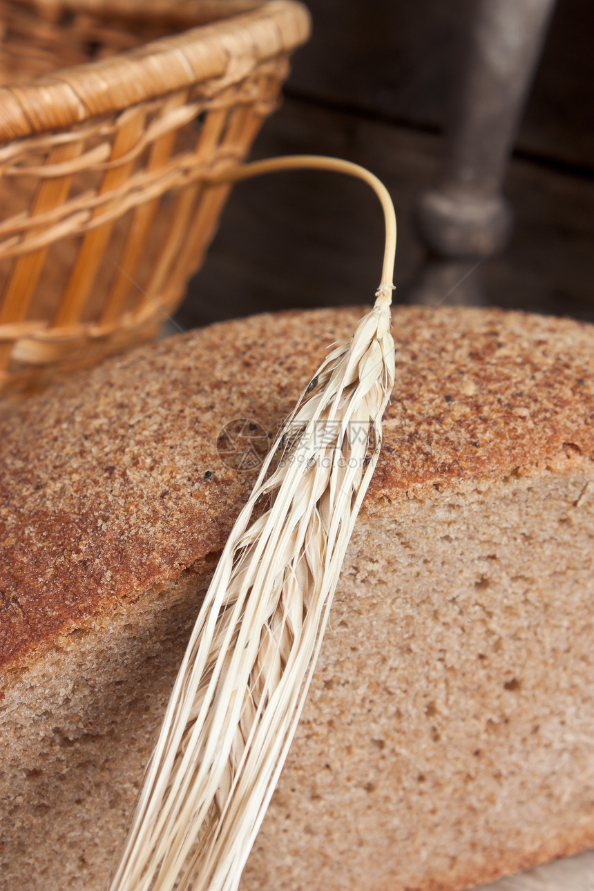 面包和耳朵谷物玉米乡村农作物大麦种子核心收获馒头稻草图片