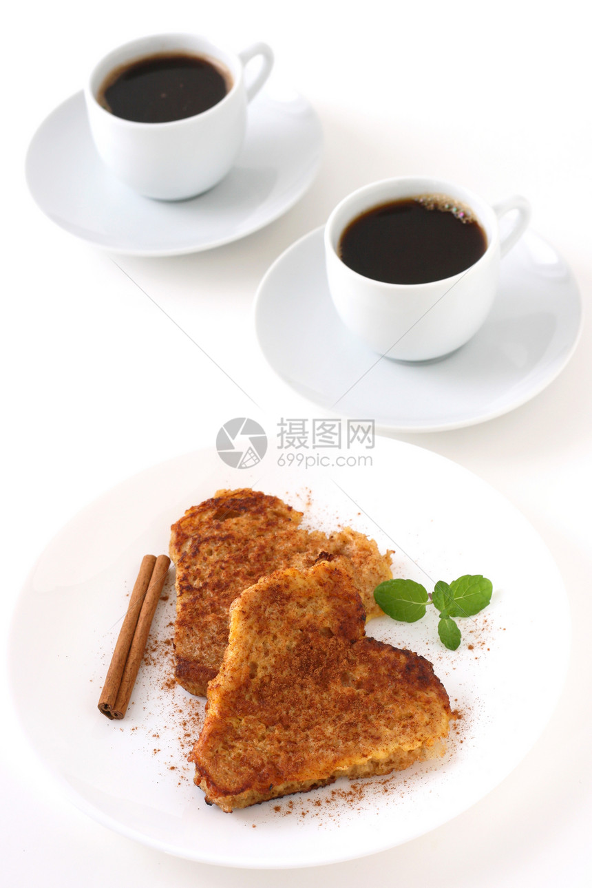 配肉桂的吐司咖啡小吃食物甜点饼干盘子油炸杯子早餐面包图片