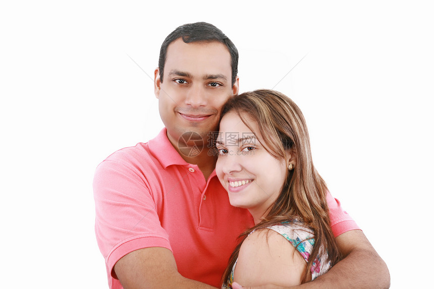 一个美丽的年轻快乐的笑着一对情侣的肖像 孤立无援男人微笑喜悦家庭夫妻幸福牙齿女士白色乐趣图片