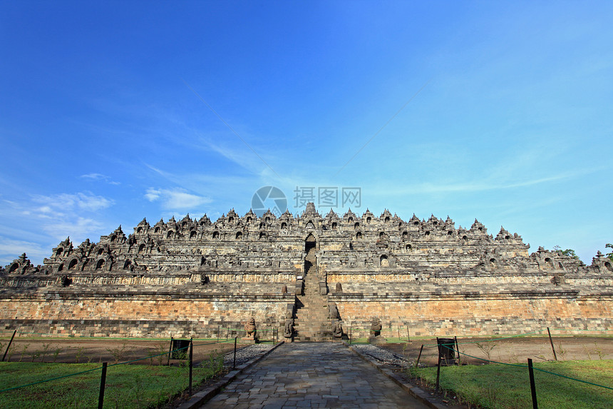 印度尼西亚博罗布杜尔宗教旅行神话旅游纪念碑蓝色上帝装饰品寺庙佛塔图片