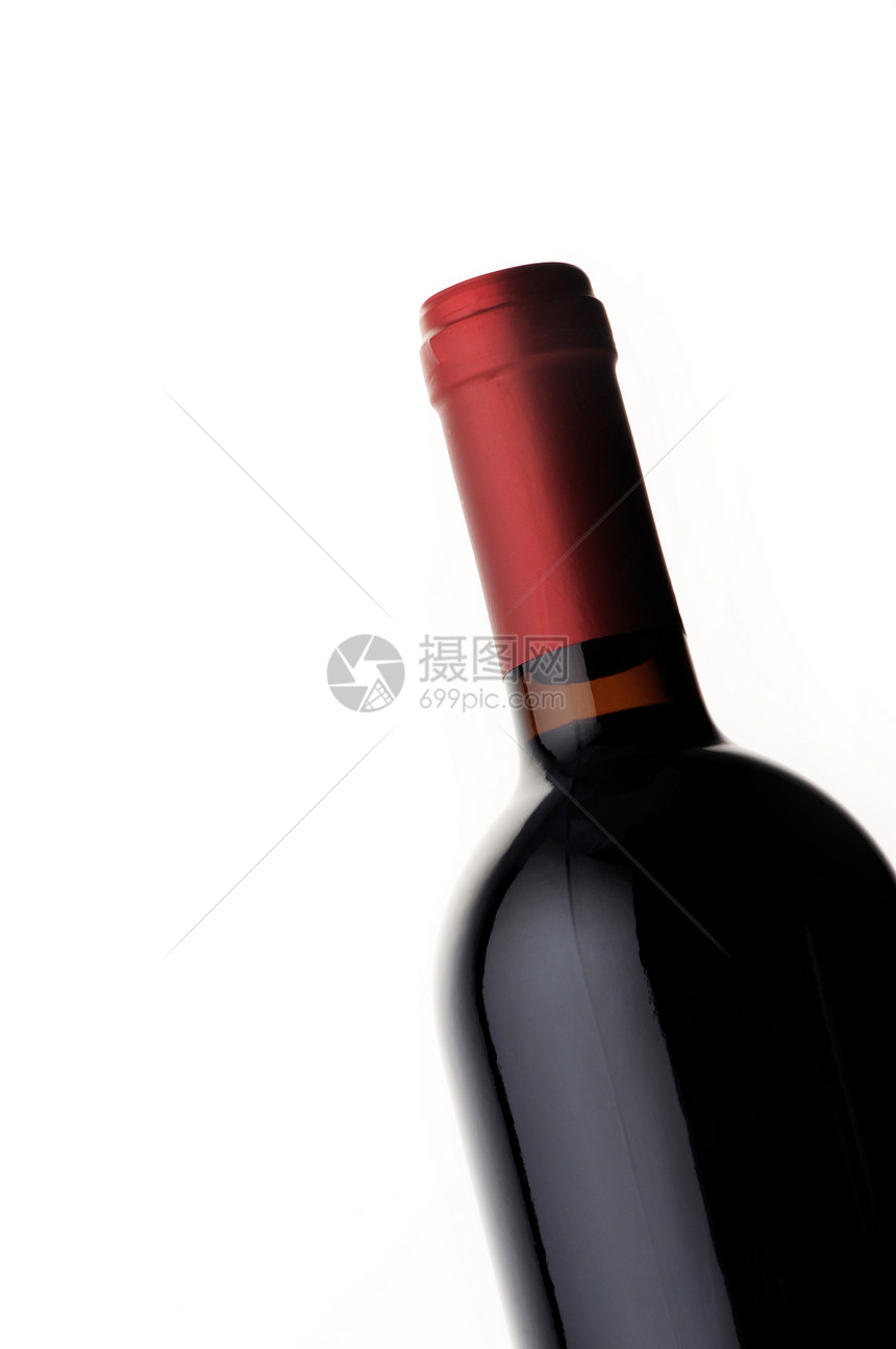红酒瓶反射白色图片