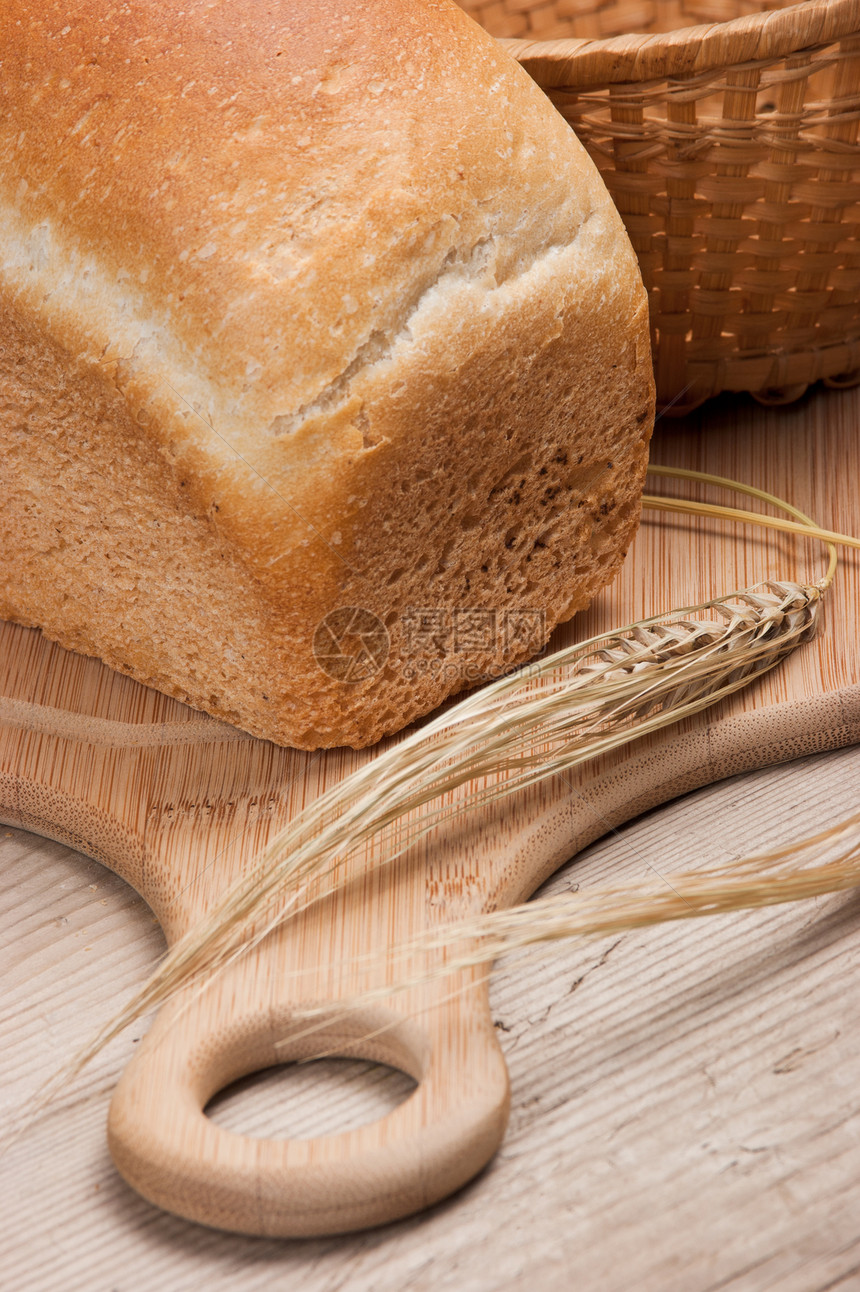 面包和耳朵玉米小麦碳水收获乡村食物化合物核心营养种子图片