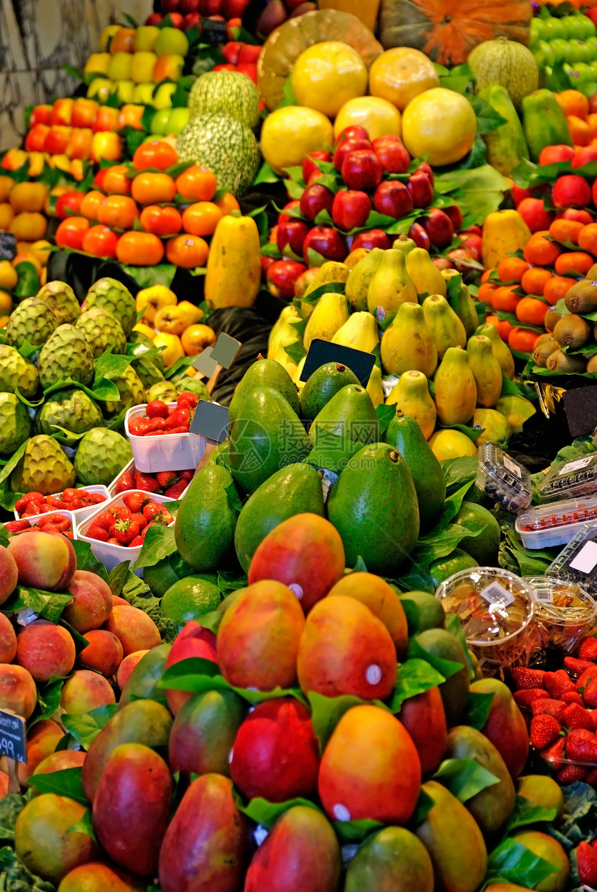 水果 世界著名的巴塞罗那市场 西班牙 有选择性的焦点图片