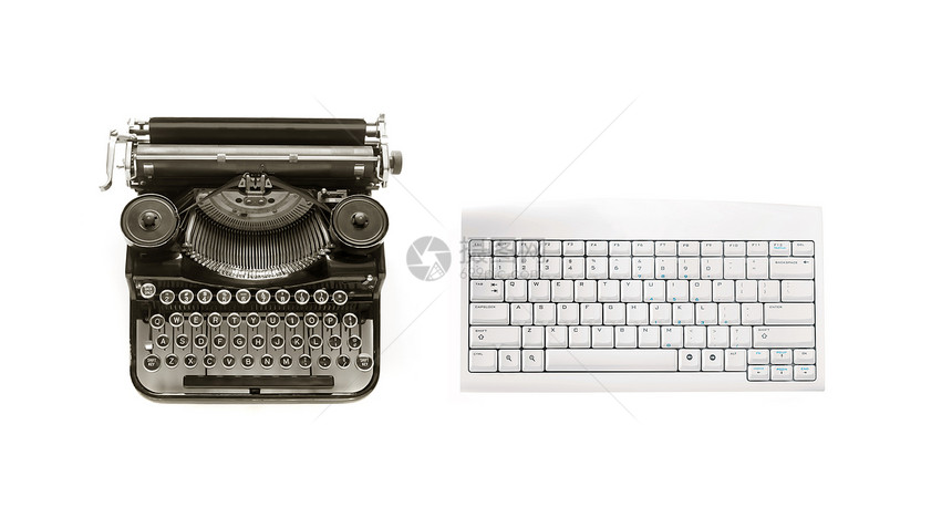 旧打字机和现代键盘图片