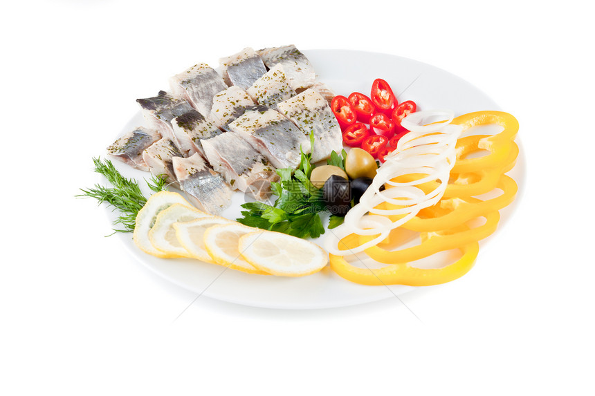 蔬菜盘上鱼肉盘子海鲜炙烤胡椒饮食用餐油炸食物鱼片柠檬图片