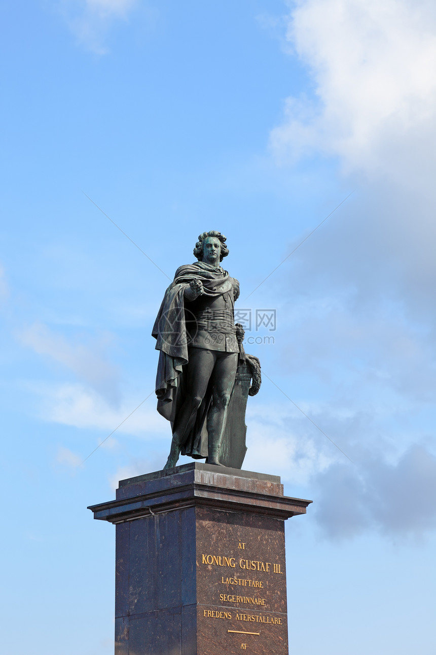 瑞典斯德哥尔摩Gustaf III国王雕像天空旅游旅行蓝色纪念碑领导者王子框架科农历史图片