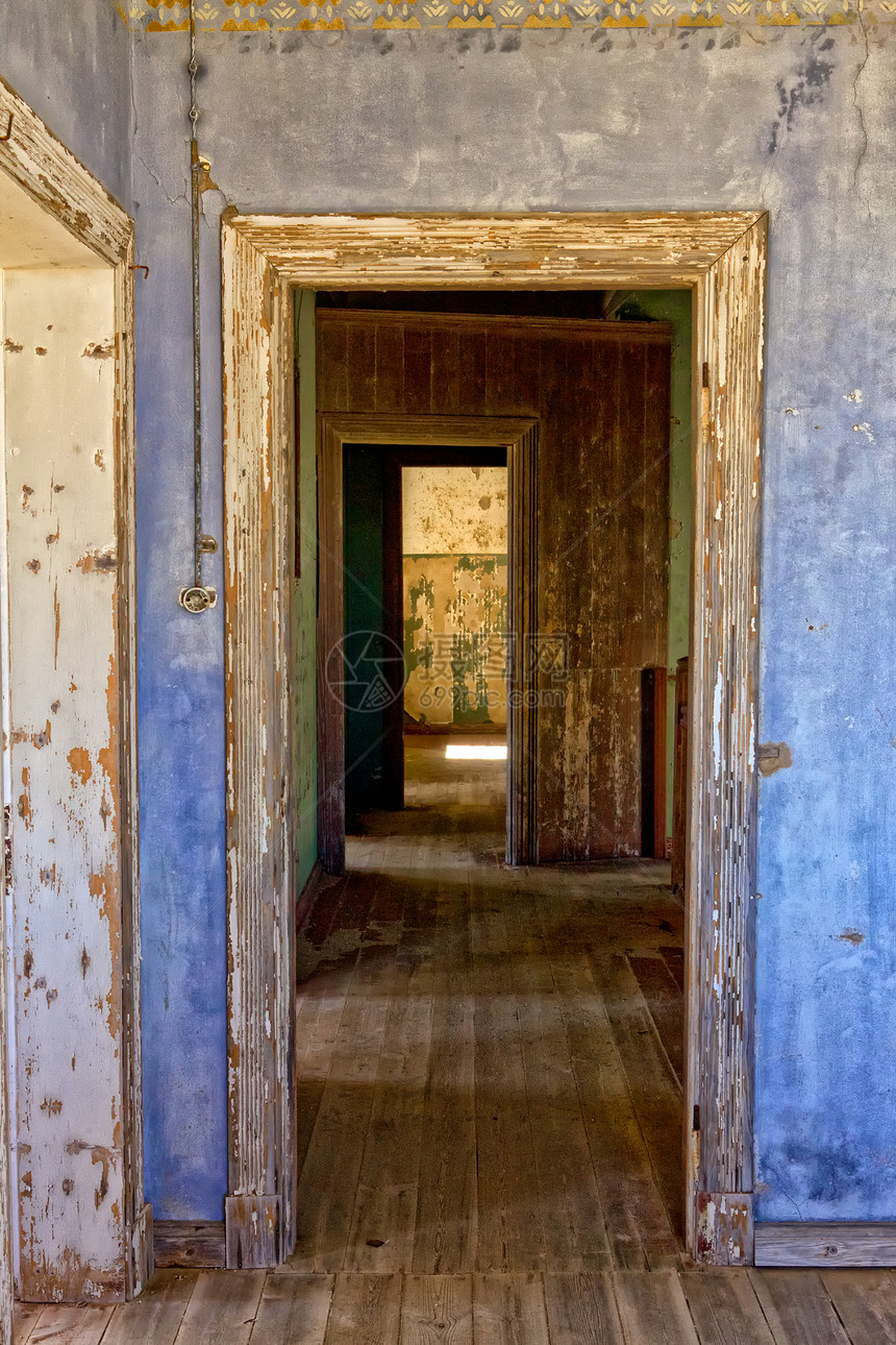 Kolmanskop在纳米比亚的鬼城中的老房子沙丘房子国家精子公园废墟图片
