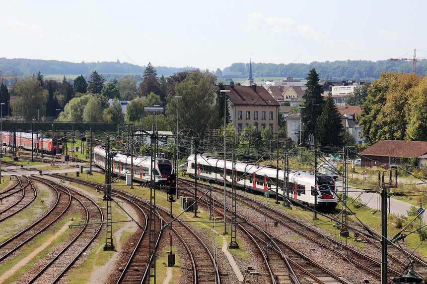 瑞士Kreuzlinge的瑞士火车站图片