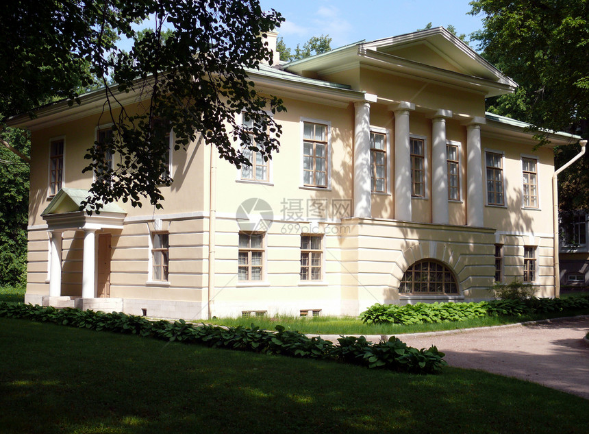 莫斯科庄园的局外大楼图片