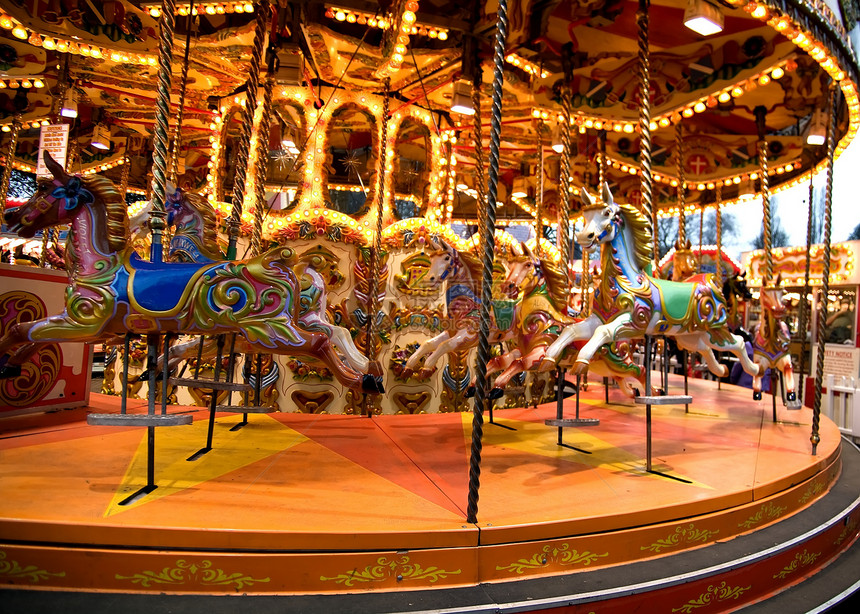 木轮公园乐趣娱乐玩具魔法马匹车轮圆形旋转酒吧图片
