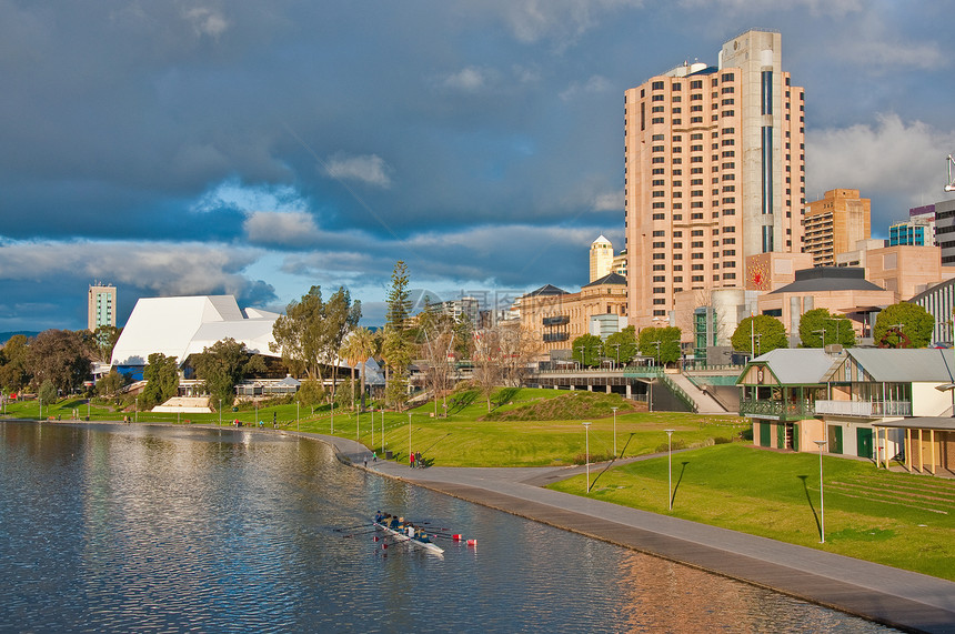 Adelaide市中心城市习俗建筑建筑学娱乐中心公园天空景观风景图片