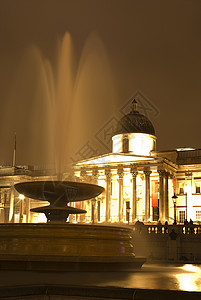 布里坦特拉法加尔广场国家雕像建筑历史性旅行地标建筑学观光石头纪念碑背景