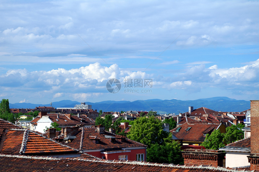 夏天索菲亚的屋顶 保加利亚历史性天空全景城市蓝色房子红色图片