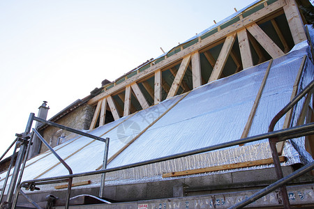 门型桁架屋顶木架的建筑图案财产天空技术木头材料框架项目住宅木板改造背景