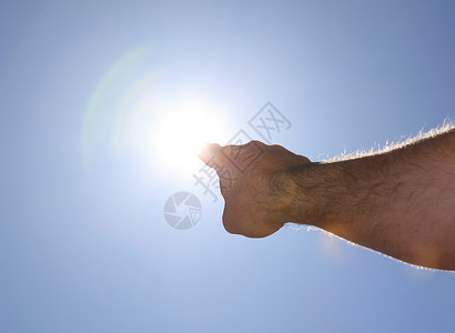 用手指指针图像天空太阳水平手势蓝天背景图片