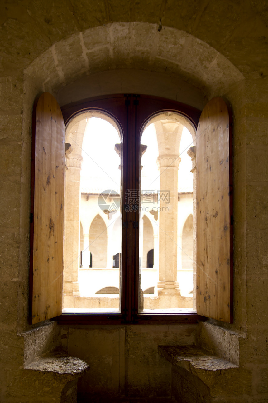 马洛卡岛帕尔马德马洛卡市城堡的拱门地标门廊画廊纪念碑走廊建筑学窗户假期历史玻璃图片