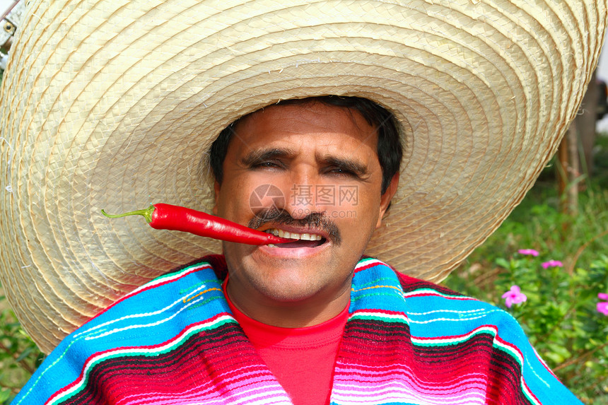 墨西哥人肉卷饼吃红辣辣辣辣辣椒拉丁主义男性戏服边帽胡椒幸福男人食物刮刀图片