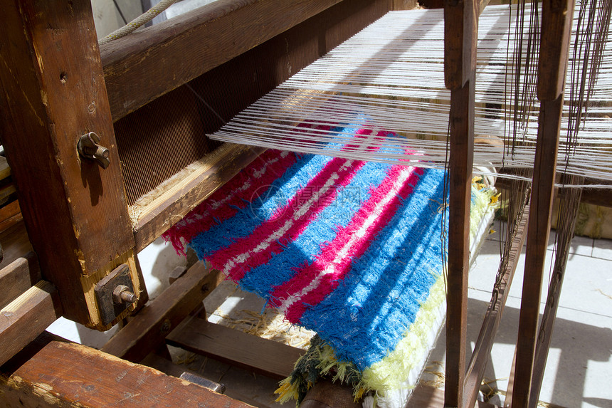 古古老的旋翼机纤维纬线羊毛工厂织工针织编织古董制造业织物图片