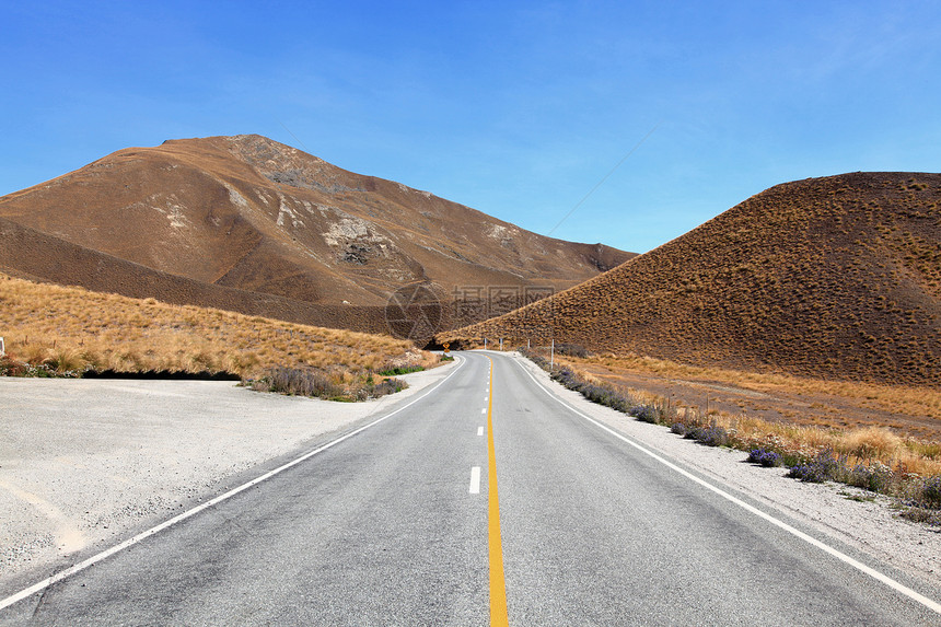 道路伸展沥青登山岩石高地旅游沙漠顶峰天空全景高度图片