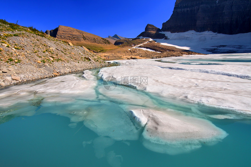 格林内尔冰川池塘 - 蒙大拿州图片