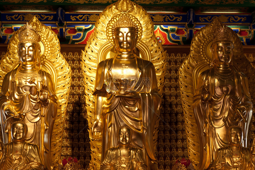 中国神庙的中国神金雕像信仰传统石头女神上帝怜悯佛教徒寺庙冥想生活图片