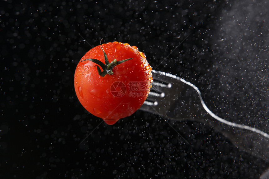 番茄用具沙拉刀具红色食物金属藤蔓蔬菜图片