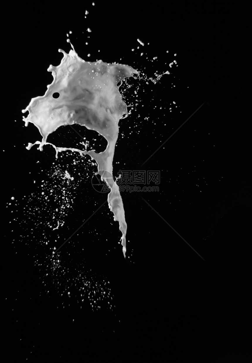 飞溅奶制品运动白色洗澡酸奶液态奶油水滴黑色牛奶图片