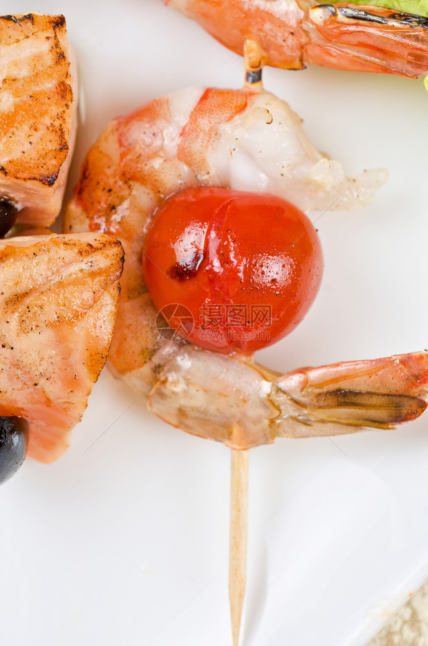 烤虾小吃海鲜饮食营养烹饪黄瓜盘子油炸午餐宏观图片