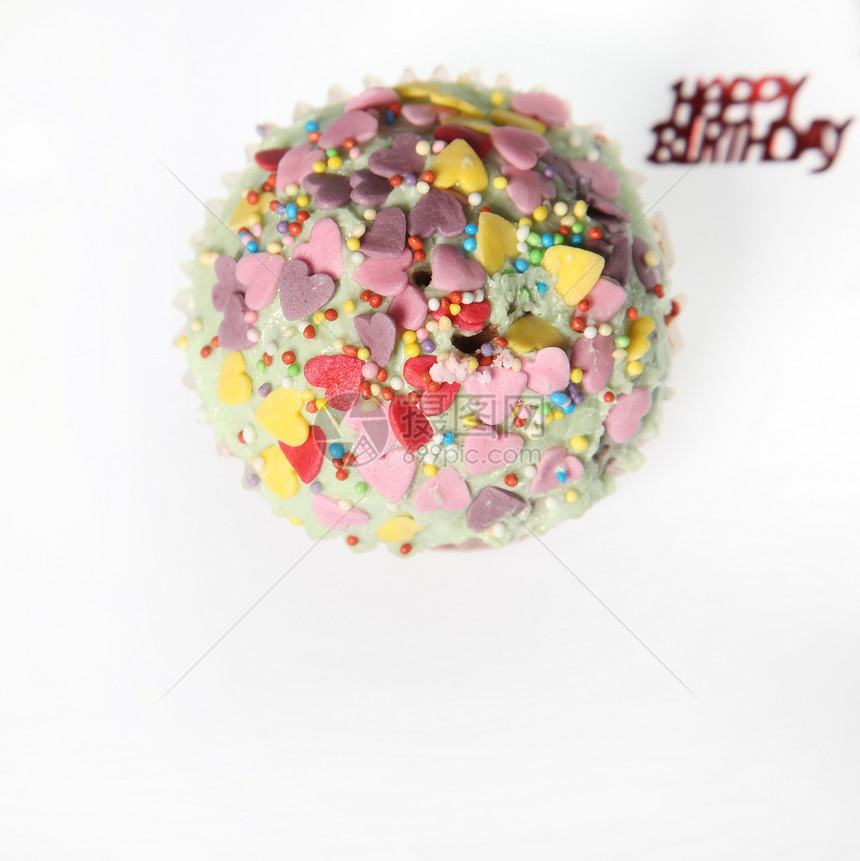 蛋糕加糖杯 上面顶 - 写生日快乐的信图片