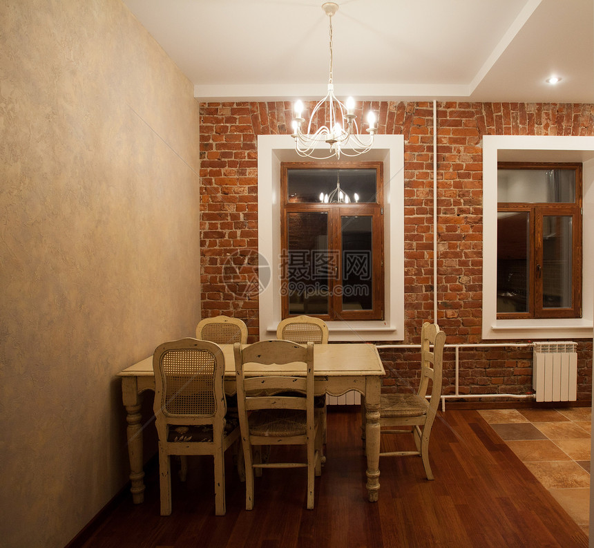 餐厅桌子房间地面椅子装饰木头木地板房子饭厅住宅图片